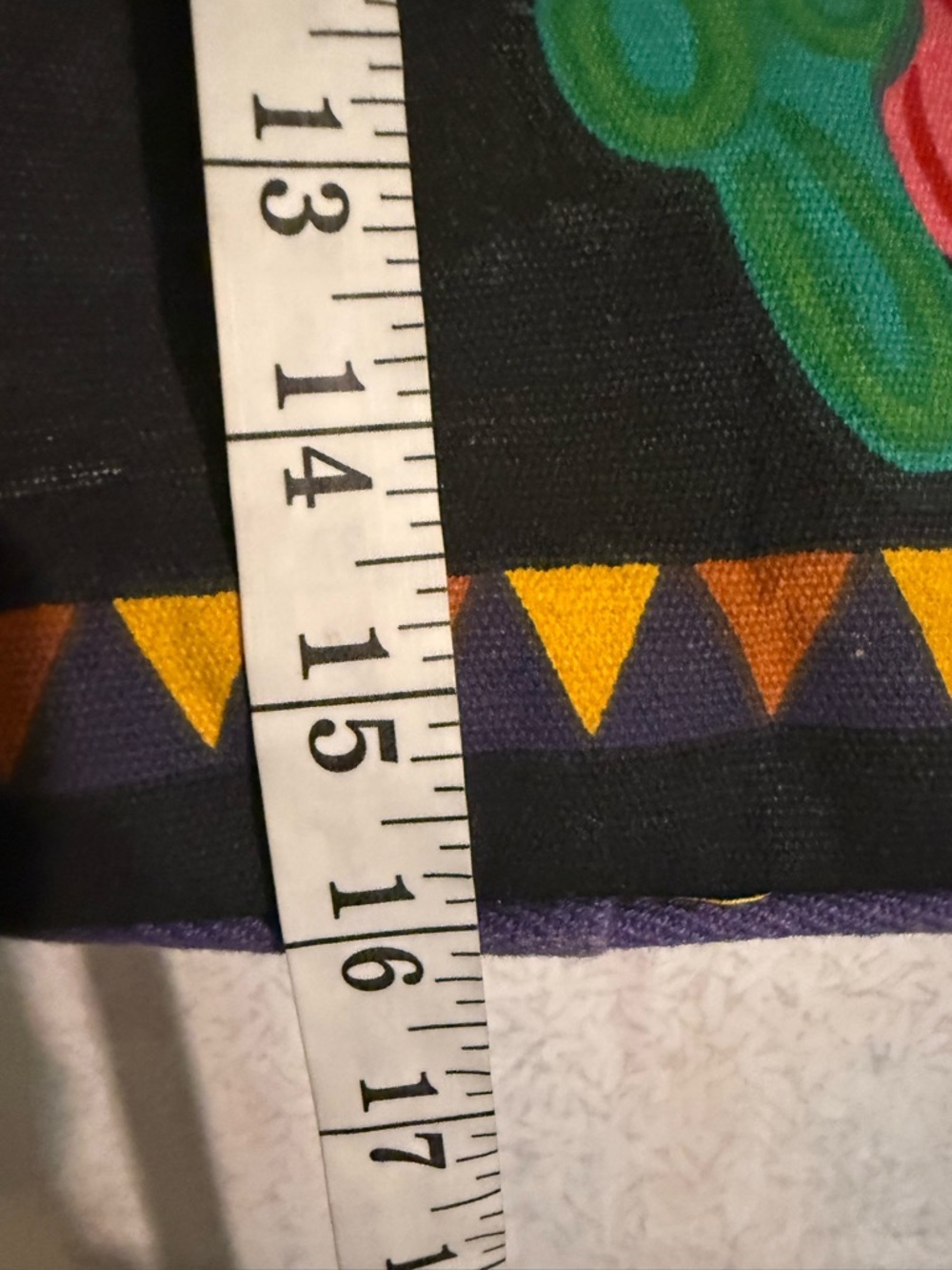 Source Unknown Black Travel Bag with Multicolor Parrot Print, Lg Weekender Bag - Picture 9 of 11